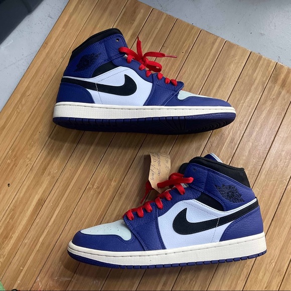 Size 10 - Air Jordan 1 mid SE ‘deep royal blue’ - Picture 3 of 8